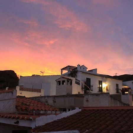 Апартаменты Casita De Pueblo Reformada, Terraza Con Vistas Preciosas Y Parking Privado Бедар Экстерьер фото