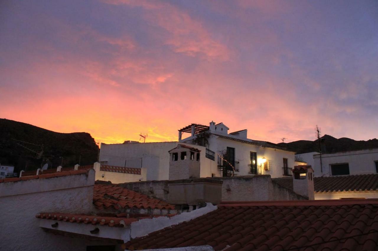 Апартаменты Casita De Pueblo Reformada, Terraza Con Vistas Preciosas Y Parking Privado Бедар Экстерьер фото